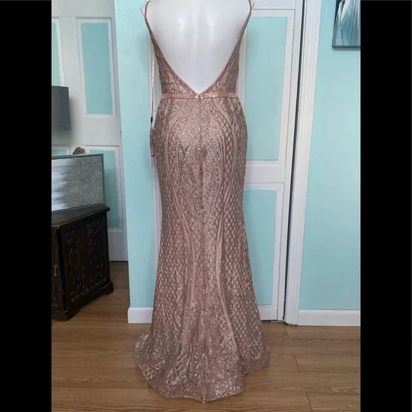 Size 14 Clarisse 8220 Rose Gold Glitter Fitted Trumpet Gown NWT - Picture 3 of 3